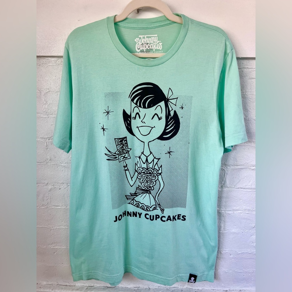 Johnny Cupcakes Retro 50’s Girl T Shirt Light Aqua Graphic Tee NWOT Size Large
